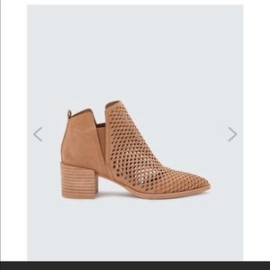Dolce Vita Bianca Bootie